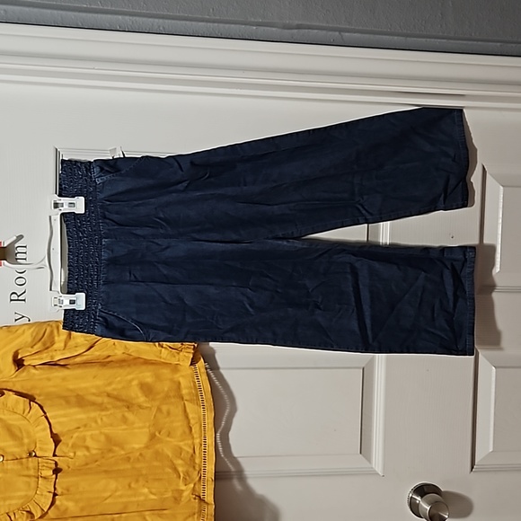NWT: Girls M 7/8 long-sleeve marigold top and elastic wide leg jean pants outfit - Picture 5 of 9